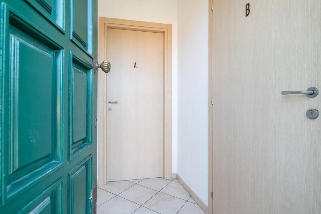-villa Emily- Parking, Garden & Wi-fi Apartment *